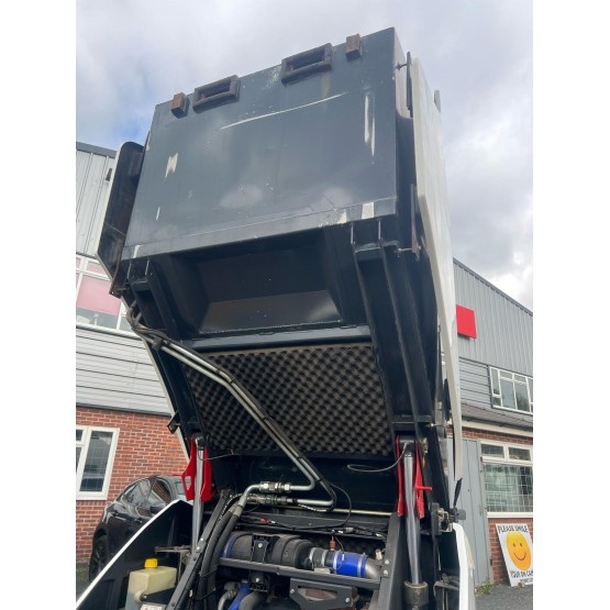 2020 JOHNSTON CX202 ROAD SWEEPER in Compact Sweepers