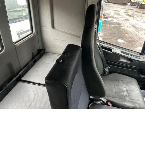 2016 IVECO 120E in 4x2 Tractor Units