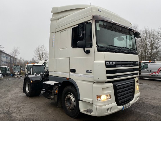 2008 DAF XF 105 410 SPACE CAB in 4x2 Tractor Units