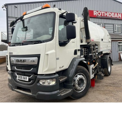 2019 DAF LF260 ROAD SWEEPER