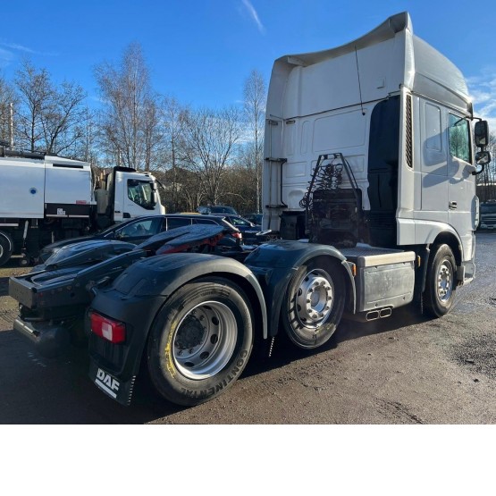2014 DAF XF510 EURO 6 SUPER SPACE CAB in 6x2 Tractor Units