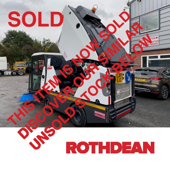 2017 JOHNSTON C201 ROAD SWEEPER in Compact Sweepers