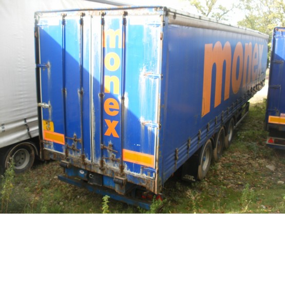 2001 SDC STRAIGHT in Curtain Siders Trailers