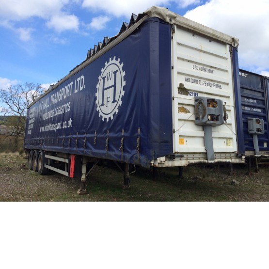 2004 Crane Freuhauf STRAIGHT FRAME in Curtain Siders Trailers