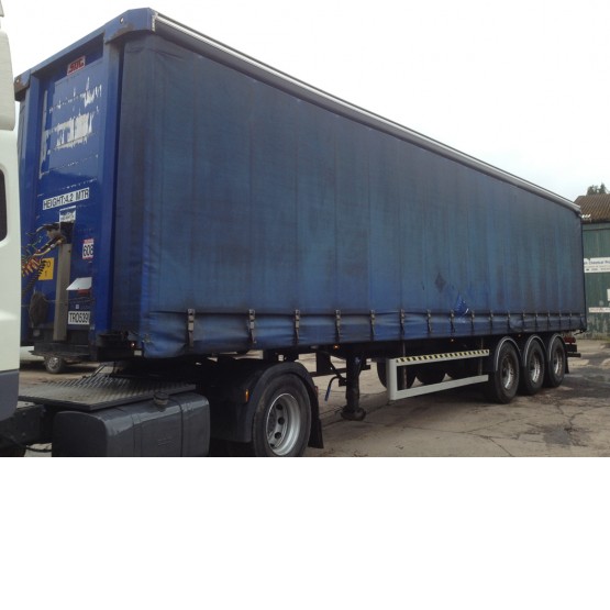 2003 SDC 13.6 STRAIGHT in Curtain Siders Trailers