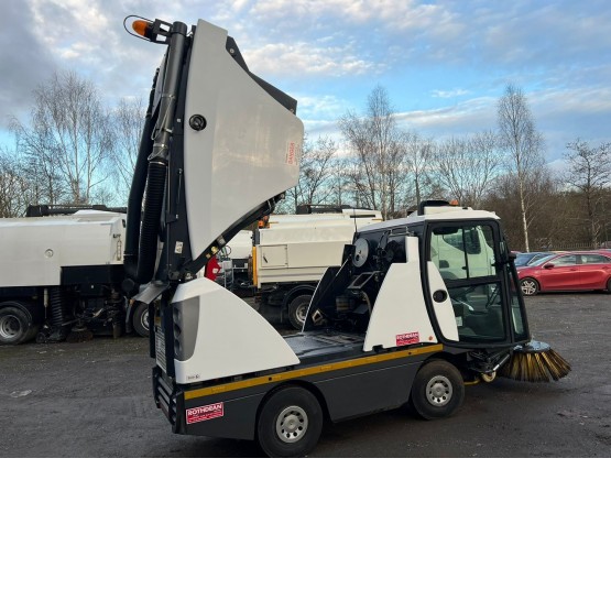 2020 JOHNSTON CX202 ROAD SWEEPER in Compact Sweepers
