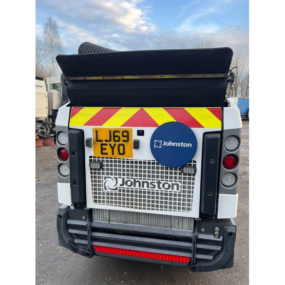 2020 JOHNSTON CX202 ROAD SWEEPER in Compact Sweepers