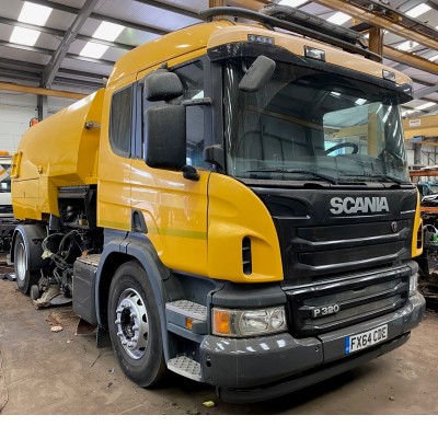 2015 SCANIA P320 ROAD SWEEPER