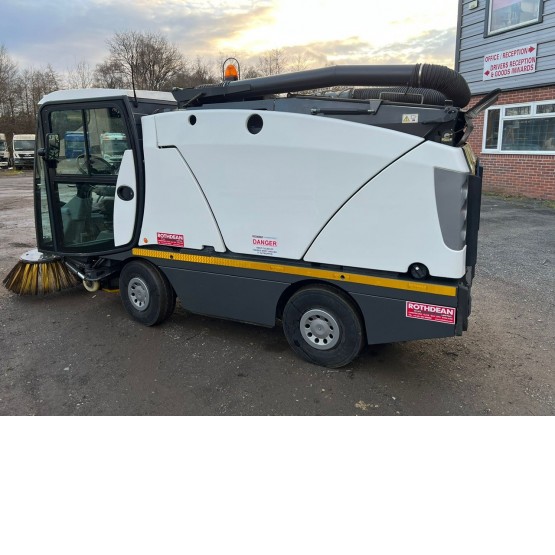 2020 JOHNSTON CX202 ROAD SWEEPER in Compact Sweepers
