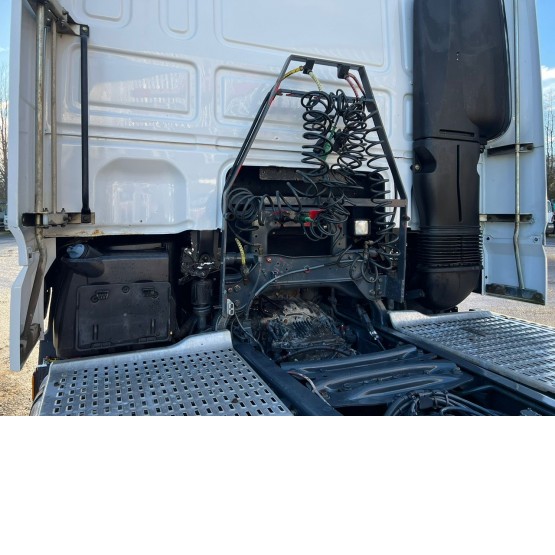 2014 DAF XF510 EURO 6 SUPER SPACE CAB in 6x2 Tractor Units