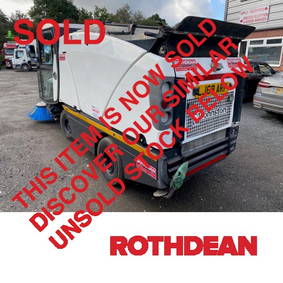 2018 JOHNSTON CX201 ROAD SWEEPER in Compact Sweepers