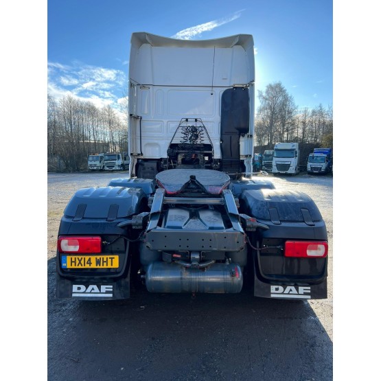 2014 DAF XF510 EURO 6 SUPER SPACE CAB in 6x2 Tractor Units