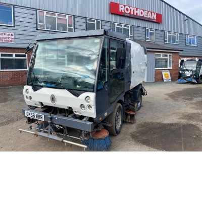 2016 SCARAB M25H ROAD SWEEPER
