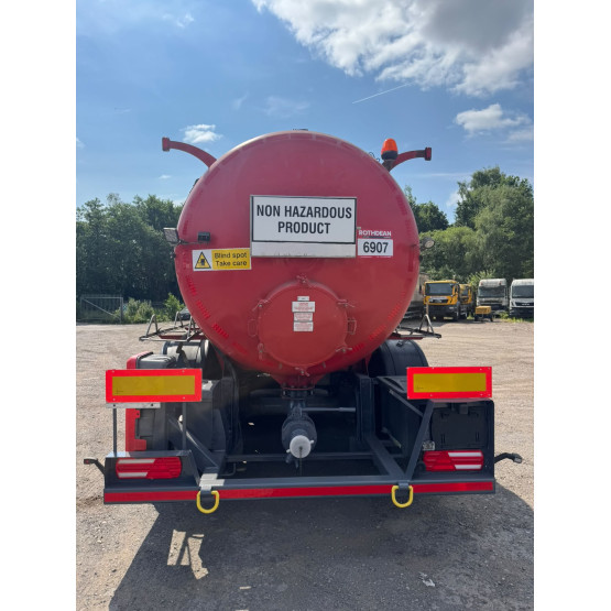 2004 WHALE WASTE DISPOSAL TANKER in Vacuum Tankers Trailers