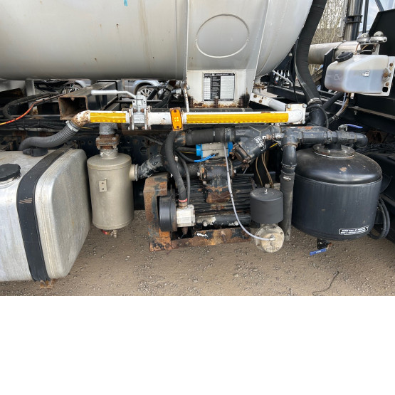 2009 MERCEDES ECONIC 2629 BLUETEC 5 in Gulley Suckers and Jetters