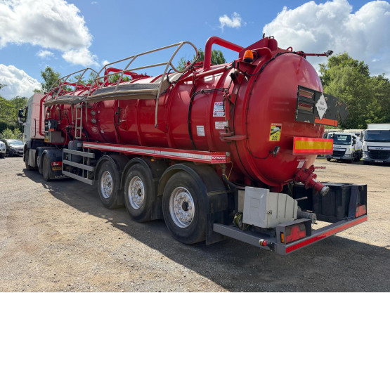 2003 WHALE WASTE TANKER in Vacuum Tankers Trailers