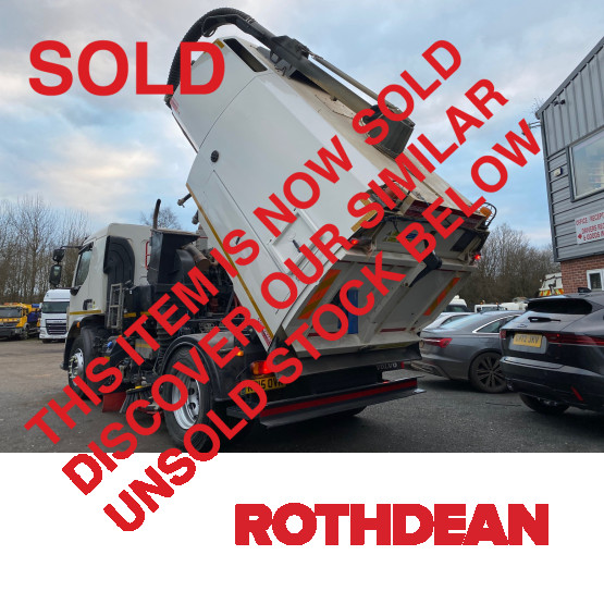 2015 VOLVO FL250 ROAD SWEEPER in Truck Mounted Sweepers