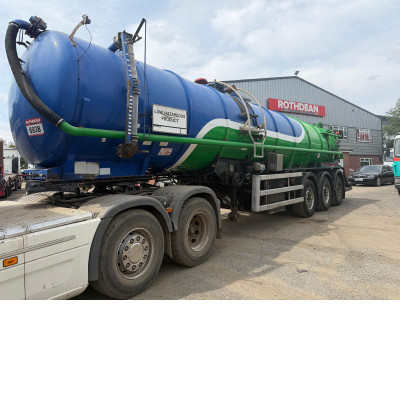 2005 WHALE WASTE TANKER