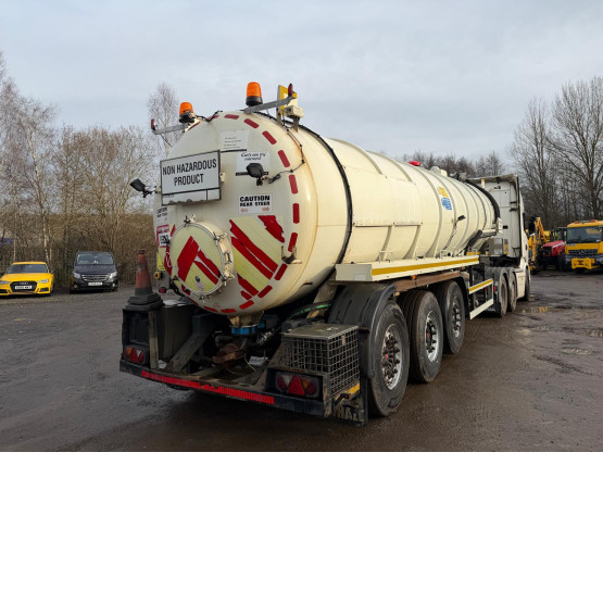 2012 WHALE  in Vacuum Tankers Trailers