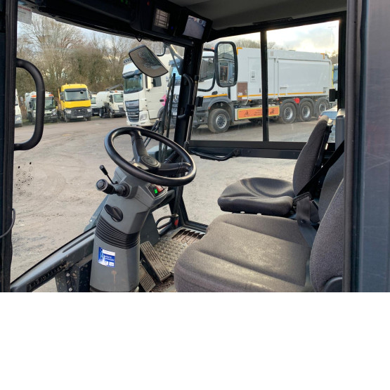 2021 SCHMIDT SWINGO 200 + in Compact Sweepers