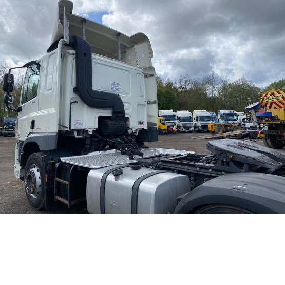 2015 DAF CF 440 EURO 6 in 4x2 Tractor Units