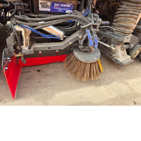 2010 MERCEDES ATEGO1324 BLUETEC 5 ROAD SWEEPER in Truck Mounted Sweepers