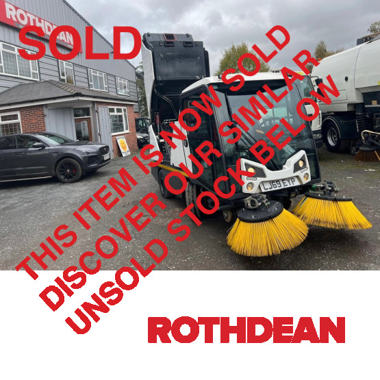 2020 JOHNSTON CX202 ROAD SWEEPER in Compact Sweepers