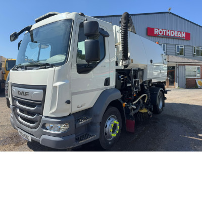 2021 DAF LF230