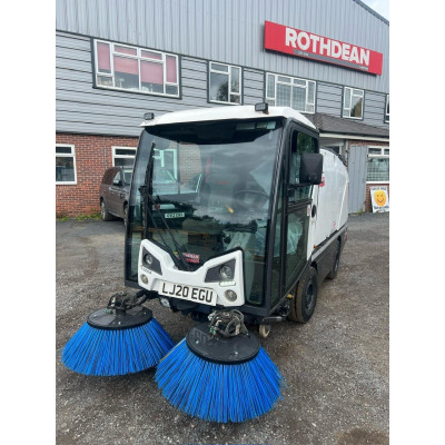 2020 JOHNSTON CX202 ROAD SWEEPER