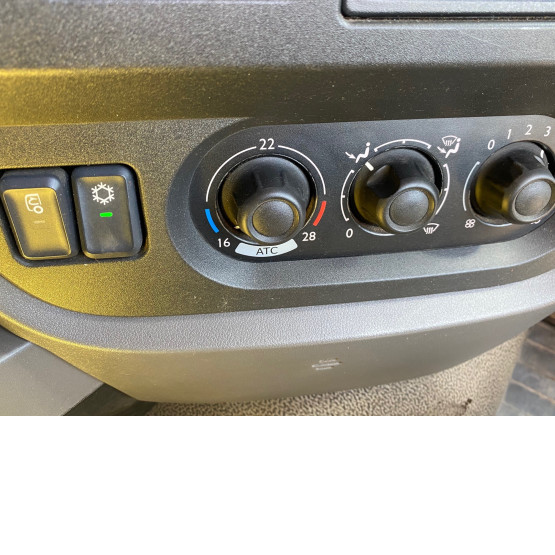 2014 DAF XF460 EURO 6 in 6x2 Tractor Units