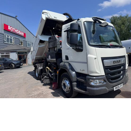 2019 DAF / JOHNSTON LF 230 FA in Truck Mounted Sweepers
