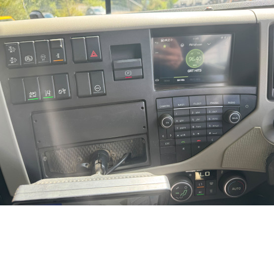 2018 VOLVO FM 330 Globetrotter in Truck Mounted Sweepers