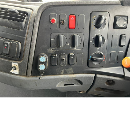 2010 MERCEDES AXOR 1824AK in Gritters