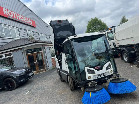 2019 JOHNSTON C202 ROAD SWEEPER in Compact Sweepers