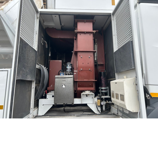 2016 MERCEDES ANTOS 1842 BLUETEC 6 in Gulley Suckers and Jetters