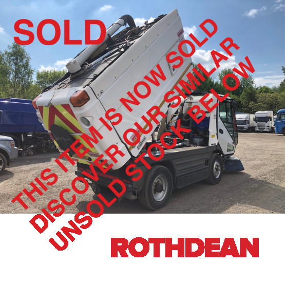 2013 JOHNSTON CX400 SWEEPER in Compact Sweepers