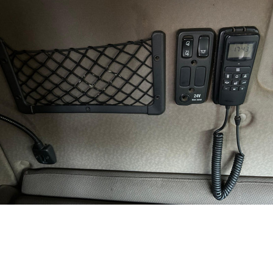 2016 SCANIA R520 TOPLINER V8 in 6x2 Tractor Units