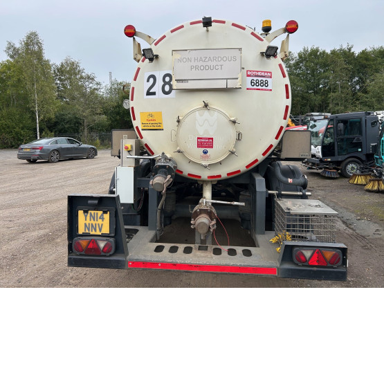 2015 WHALE TANKERS VACUUM TANKER in Vacuum Tankers Trailers