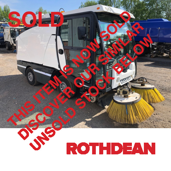 2010 JOHNSTON C200 in Compact Sweepers