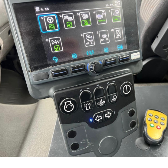 2015 DAF LF220 ROAD SWEEPER in Truck Mounted Sweepers