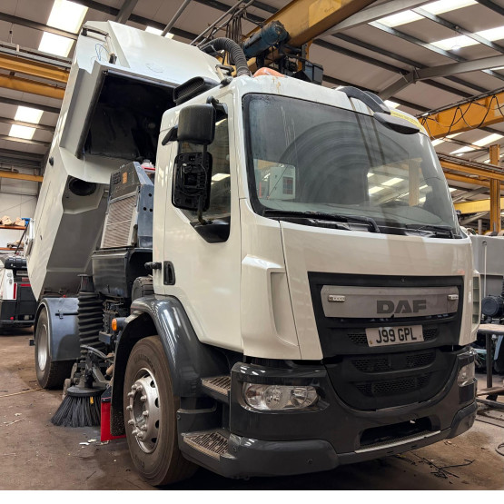 2015 DAF LF250 ROAD SWEEPER in Truck Mounted Sweepers