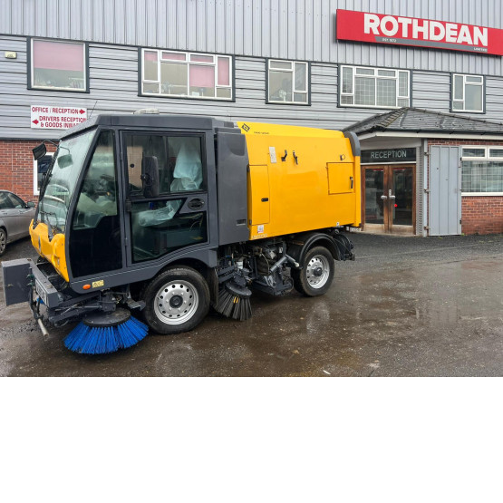 2019 SCARAB M25H in Compact Sweepers