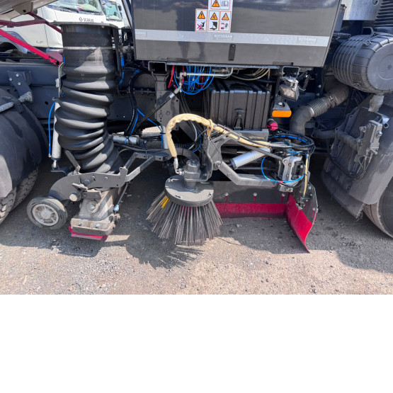 2019 DAF / JOHNSTON LF 230 FA in Truck Mounted Sweepers