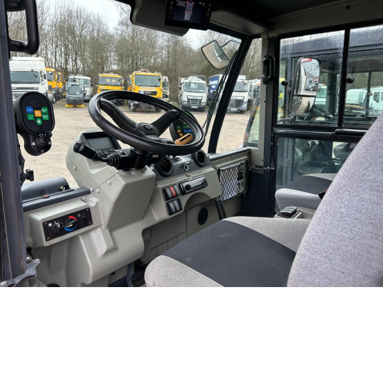 2020 SCARAB M25H in Compact Sweepers