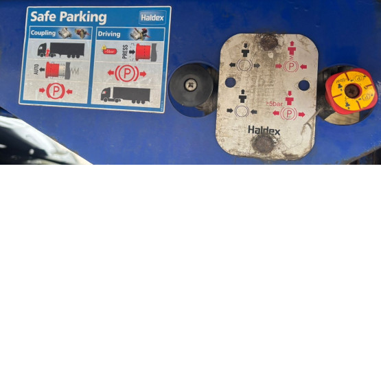 2017 SDC  in Curtain Siders Trailers