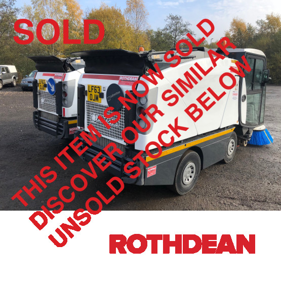 2013 JOHNSTON SWEEPER in Compact Sweepers