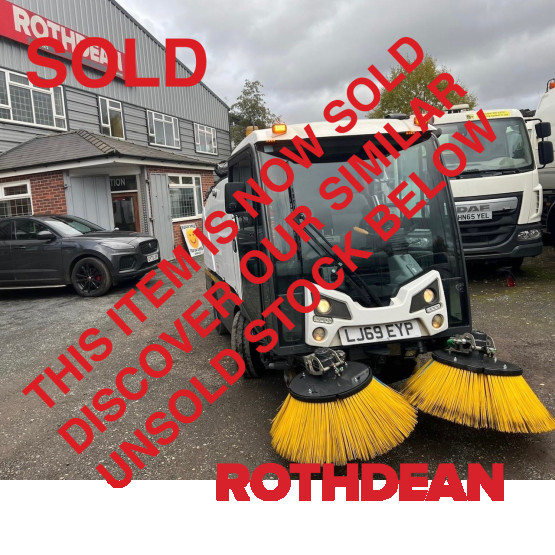 2020 JOHNSTON CX202 ROAD SWEEPER in Compact Sweepers