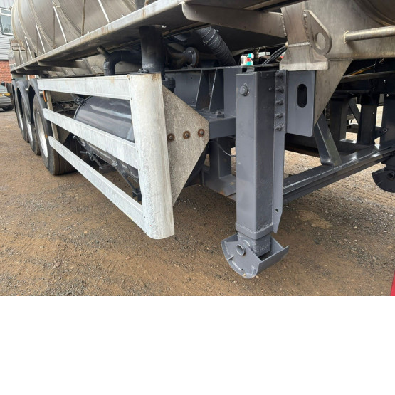 2004 Rothdean VACUUM TANKER in Vacuum Tankers Trailers