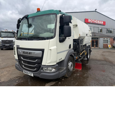 2019 DAF LF180