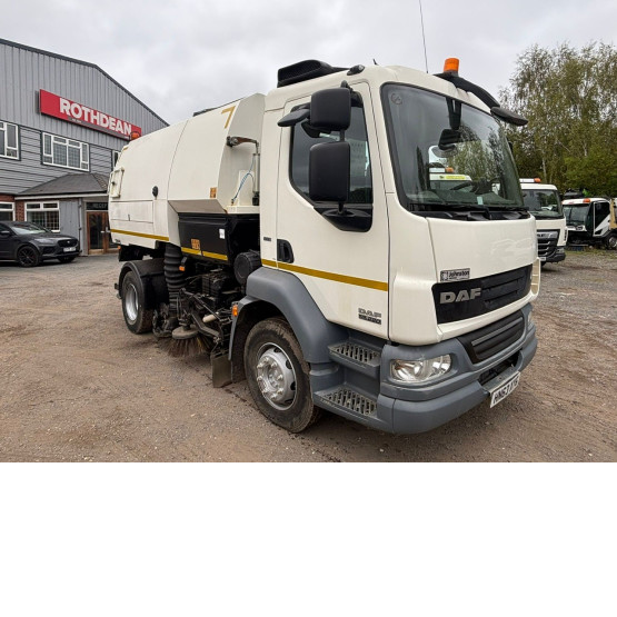 2013 DAF LF55-220 ROAD SWEEPER in Truck Mounted Sweepers
